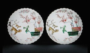 Pair of dishes decorated with famille verte enamels in Kakiemon style, Kangxi period by School Chinese