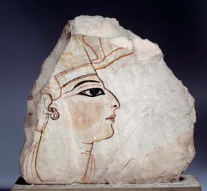 Egyptian antiquity: ostrakon (or ostracon), limestone pottery shards with royal profile. 19th dynasty (1295-1186 BC). Paris, Louvre Museum