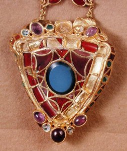 Brooch Set with Indian Garnets and Onyx, Late 4th Century by School German