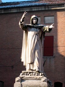 Statue of Jerome Savonarola