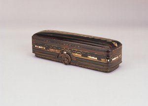 Small Namban Box and Cover