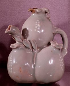 Wine vase in the shape of pomegranates (Koryo period)