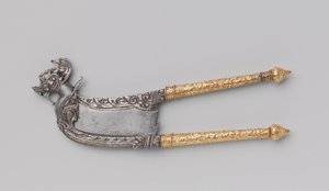 Betel-nut cutter, c.1690-1720 (iron and gold)