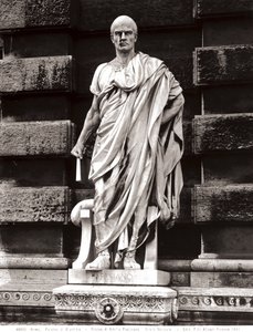 Statue of Emilio Papiniano by Silvio Sbricoli