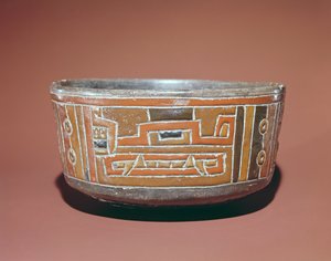 Bowl decorated with the head of a jaguar, pre-columbian
