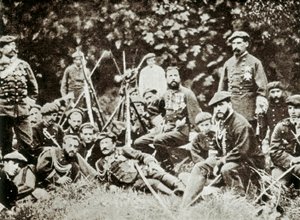 Third Carlist War (1872-1876): Charles de Bourbon, Duke of Madrid, surrounded by his defenders (photograph)