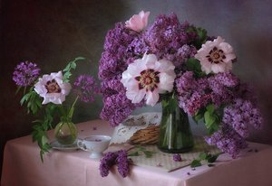 Spring Lilac Peony Blooms by Tatyana Skorokhod