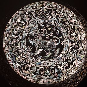 Mother of Pearl Inlaid Box Showing a Singha (Royal Lion)