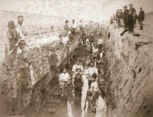 English Navvies and the Iron Horse