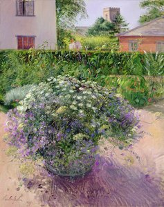 Centrepiece and Tower by Timothy Easton
