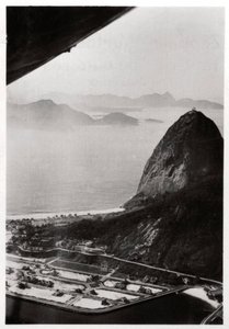 Aerial view of Sugarloaf Mountain, Rio de Janeiro, Brazil, from a Zeppelin, 1930-1933 by Unbekannt