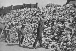 Appeal for Aluminum, 1940 by Unbekannt