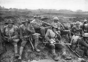 Australia in the Great War. Unidentified men of the 5th Division, 1916