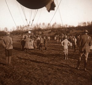 Basket of barrage balloon