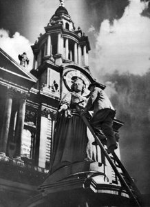 Cleaning the Statue of Queen Anne as Part of King George V