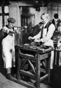 Cutting a key barrel, London
