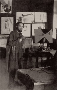 El Lissitzky in His Studio in Vitebsk by Unbekannt