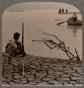 Fishermen by the Dead Sea: showing cracks on shore by Unbekannt