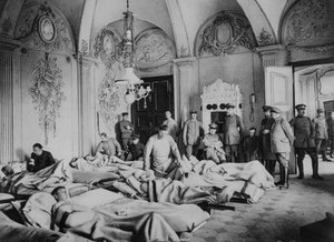 French and German wounded in a chateau in France, World War I, 1915 by Unbekannt