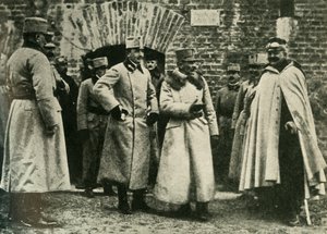 General Kusmanek and Prince Francis Joseph at Przemysl Fortress, First World War, 1915, c1920 by Unbekannt