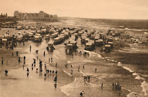 General View of the Strand at Bath-time by Unbekannt