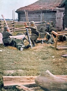 German Paratroops Using Mortars, Russia, 1943