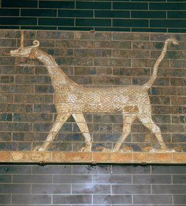 Glazed brick relief of a mushrushu on the Ishtar Gate by Unbekannt
