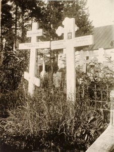 Graves in the Cemetery of the Novodevichy New Maidens Convent, Moscow, Russia, 1929 by Unbekannt