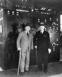 Guglielmo Marconi and David Sarnoff by Unbekannt