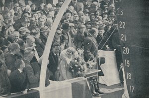 HRH Duchess of York with Duke of York, launching Strathmore on April 4, 1935