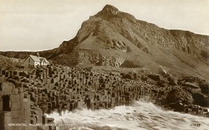 Horizontal Pillars, Giants Causeway, late 19th-early 20th century by Unbekannt