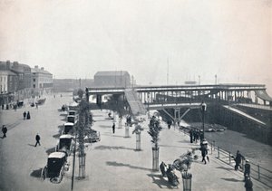Hull - The Pier and Front, 1895 by Unbekannt