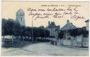 Ile de France, Essonne, Soisy sur Ecole: Place de l