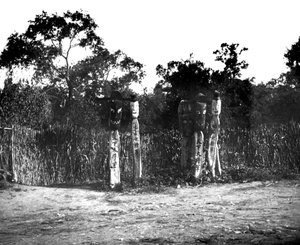 Jangseung, wooden totem poles, Korea, 1900