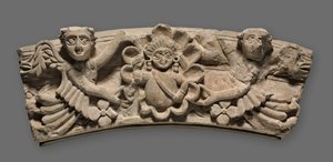 Keystone of an Arch: Female Bust within a Medallion Supported by Angels by Unbekannt