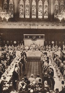 King George VI and Queen Elizabeth Attending a Luncheon to Celebrate Coronation, 1937 by Unbekannt