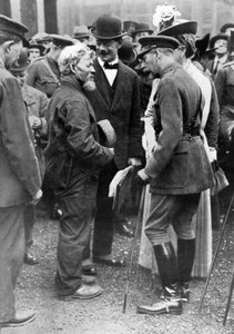 King George V and Queen Mary with a shipwright, Birkenhead, First World War