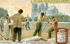 Laying paving slabs in a Paris street, c1900 by Unbekannt