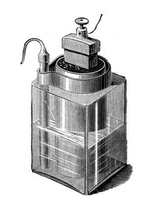 Leclanché Wet Cell, an Early Storage Battery