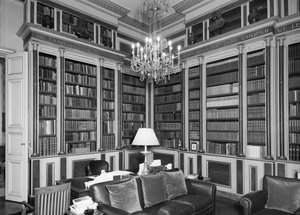 Library, British Embassy Hotel de Charost 39 Rue de Fauborg Saint Honore, Paris, France by Unbekannt