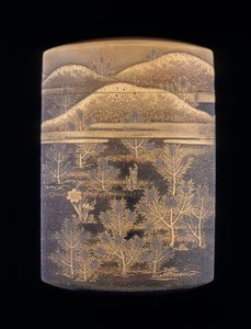 Makie Lacquer Inro Decorated with Stylised Pine Trees and Hills, Late Edo Period, Japan by Unbekannt