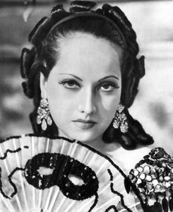 Merle Oberon, British film actress