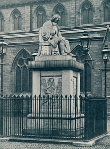 Monument to Johnson