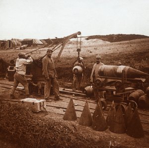 Moving Shells with Crane, Genicourt, Northern France