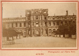 Municipality of Paris (1871): view of the Palais des Tuileries in Paris after the fire of May 1871 by Unbekannt
