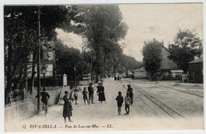Normandy, Calvados, Ouistreham: view of the street of Luc sur Mer in Riva Bella - Postcard late 19th-beginning 20th century by Unbekannt