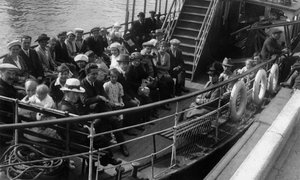 Passengers on Board a Boat, Bournemouth, Dorset, 1921 by Unbekannt