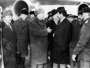 Saddam Hussein and Andrei Gromyko, Moscow, Russia by Unbekannt