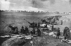 Soviet Artillery at the Seelow Heights
