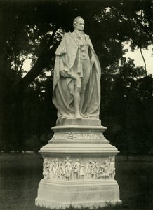 Statue of Lord Curzon in Grounds of Victoria Memorial Hall